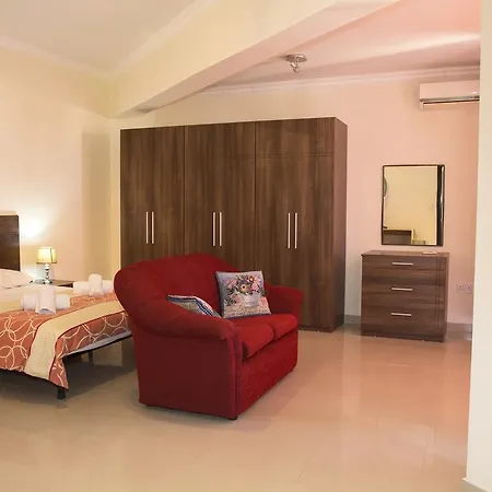 Belmont Court Apartment
