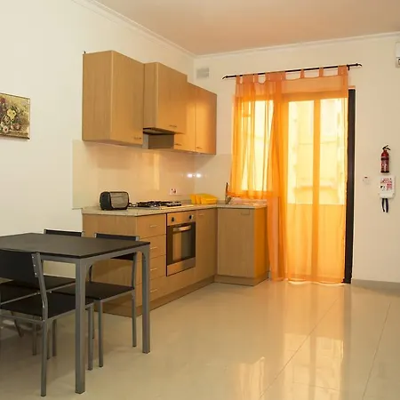 Apartment Belmont Court