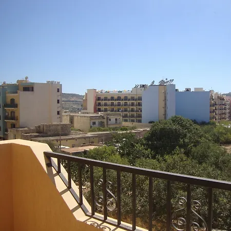 Belmont Court *